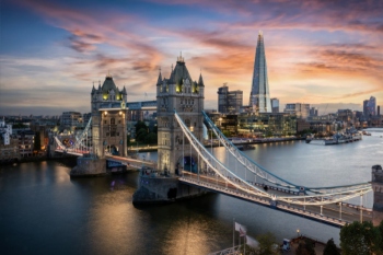 Iconic London landmarks to be powered by solar farm image