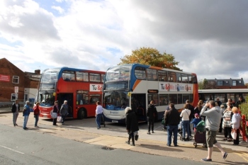 Labour promises councils powers to start new bus services image