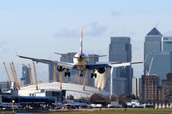 London City Airport expansion blocked by Newham Council image