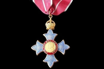 Recognition for council pair in Queens Birthday Honours image
