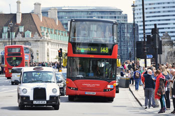 Commuters on public transport face eight times more pollution than drivers