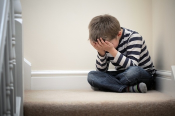 Call for national review of childrens mental health services image