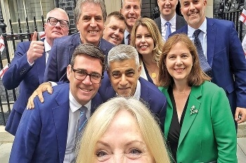 Call for stronger scrutiny of mayors image