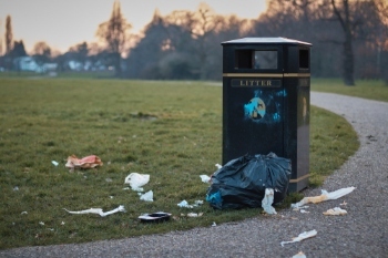 Cambridge City Council leads in litter enforcement image