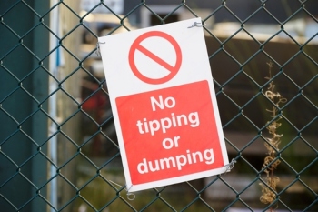 Cap on fly-tipping fines should be ‘removed altogether’   image