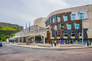 Council tax freeze costs Scottish Government £300m image