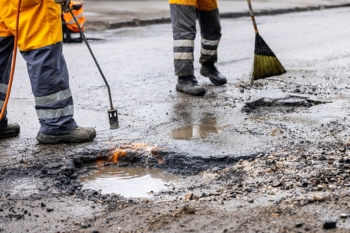 Counties warn funding cuts put road maintenance plans at risk image