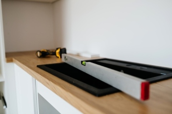 Croydon tenants who downsize could receive home redecorations image