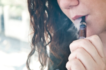 E-cigarettes could be prescribed on the NHS image