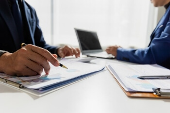 East Hampshire DC praised as well-run in review image