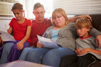 Families with children struggling most with living costs  image
