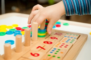 Funding boost to train staff on early language and numeracy skills image
