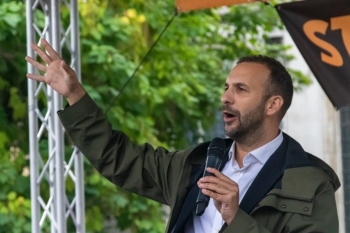Green councillor challenges leader for by-election nomination image