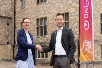 Hampshire CC signs largest LEVI deal to date with 17,000 EV charger rollout image