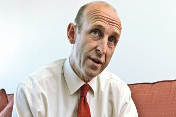 Healey: Fiscal devolution needed for successful cities image