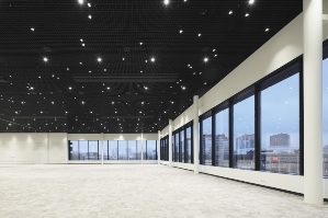 Hunter Douglas Architectural supplies 17,000m2 of new ceiling for Rotterdam Ahoy image