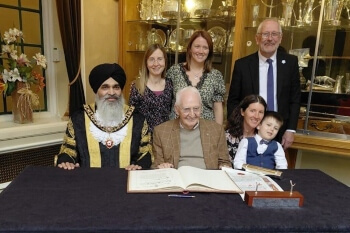 Leicester honours regeneration chief with Freedom of the City image