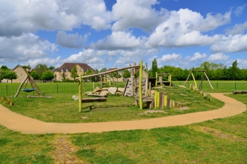 London councils struggle to keep playgrounds open  image