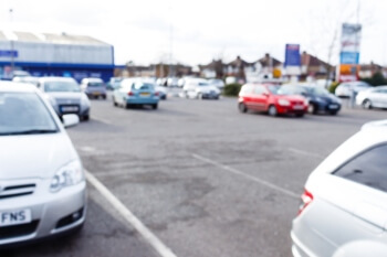 London retail parks could host 11,200 new homes, study finds image