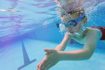 Nearly 2,000 swimming pools at risk of closure by end of decade, report warns image