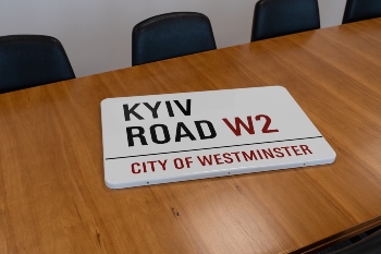 New ‘Kyiv Road’ in Westminster honours Ukraine’s struggle   image