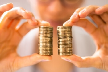 Over 500 Kirklees Council workers join equal pay claim image