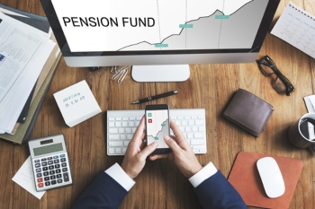 Pension fund managers called to account on climate image