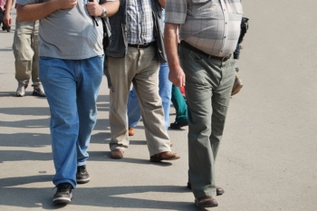 People living in poorest areas most likely to be obese, think tank finds image