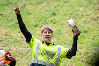 Safety chiefs declare iconic Gloucester cheese rolling event ‘unsafe’ image