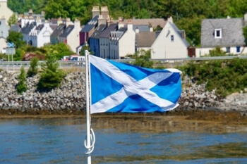 Scottish councils press for more powers image