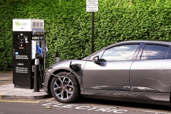 The North needs 470 electric charge points per week by 2025, new analysis reveals image