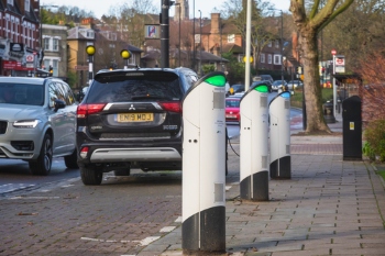 Top local authorities for boosting public charging provision named in new research image