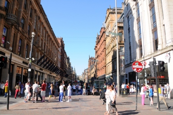 Union issues safety warning as Glasgow ‘slashes’ number of CCTV staff image