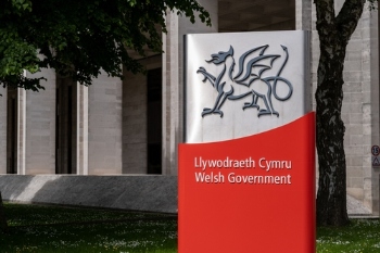 Welsh councils commit to improving benefits system image