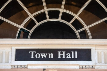 Your guide to making good decisions as a new councillor image