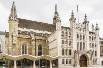 Review praises council’s leadership but warns of risks Review praises council’s leadership but warns of risks