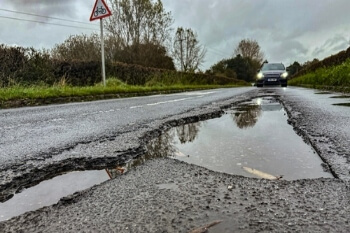 £27bn plan launched to rebuild ageing roads £27bn plan launched to rebuild ageing roads